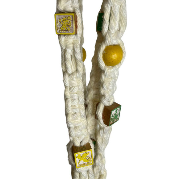 SOLD..Vintage 1970's Macrame Disney Building Blocks Beads - Picture 3 of 7